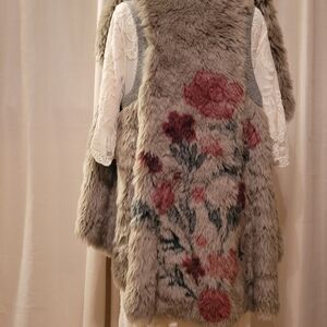 Dylan, Luxury Faux Fur Vest, XS-fits To L, Grey/floral